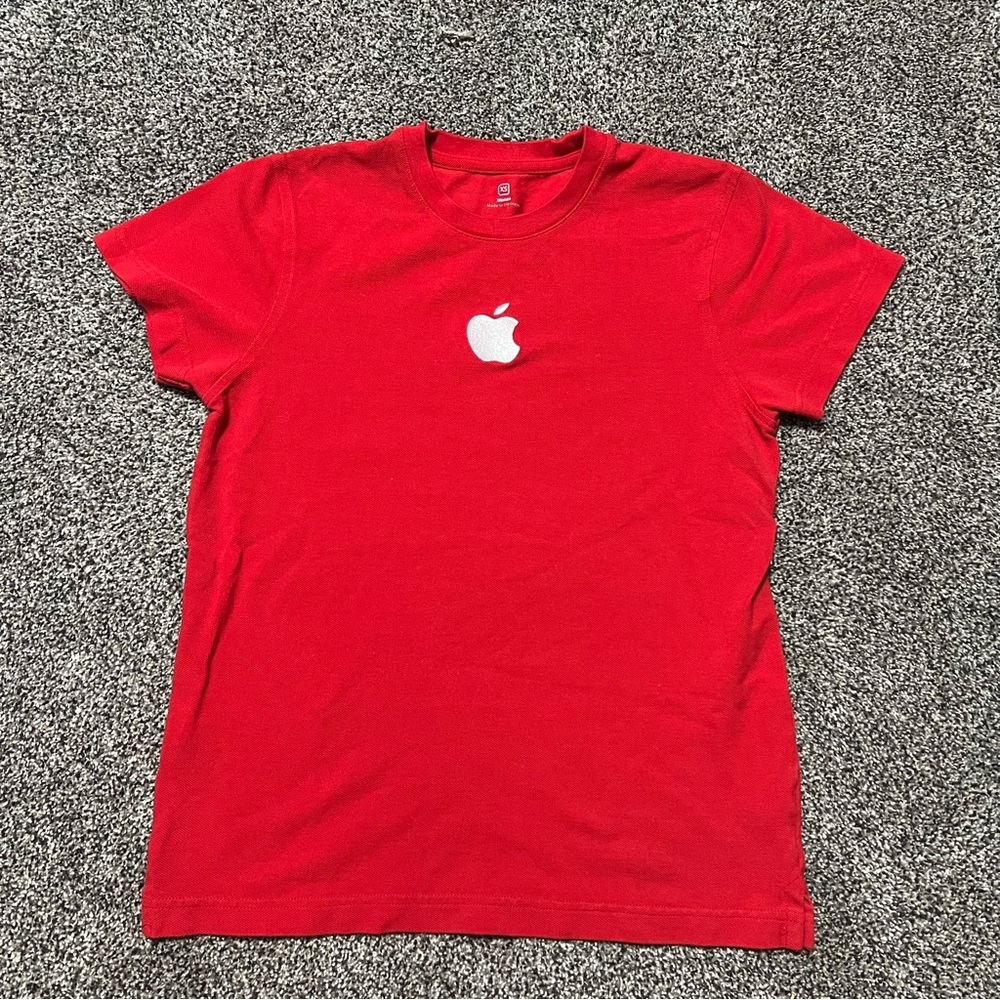 Apple Womens XS Embroidered Chest Logo Red Tee Shirt